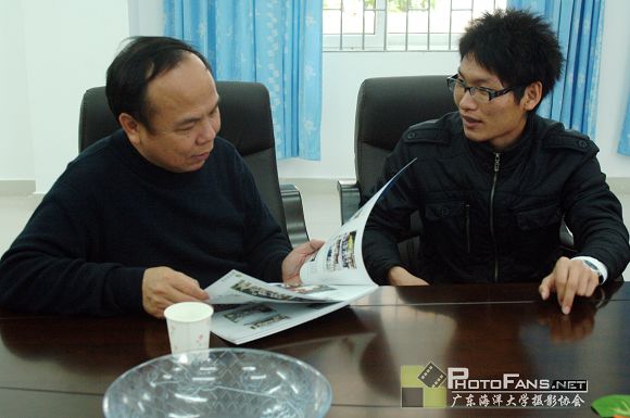 奉主任与协会会长进行交流